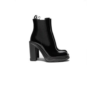 Alexander McQueen Womens Tread Heeled Chelsea Boot
Black